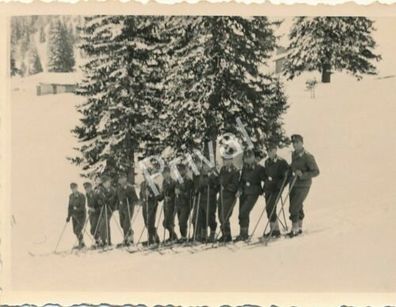 Foto WK Wehrmacht Soldaten Uniform Skifahren Berchtesgadener Land Bayern H1.61