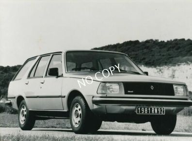 Hersteller Archiv Foto Automobil Auto KFZ - Renault Limousine 20? Diesel C1.66