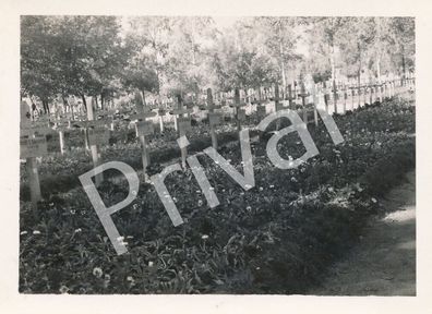 Foto WKII Wehrmacht Soldaten Friedhof Soldaten Gräber Kursk ????? Russland L1.27