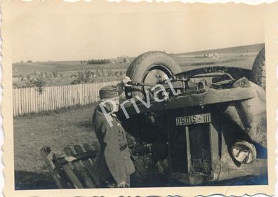 Foto WKII Wehrmacht Soldaten Major Walter Unfall Auto Jaros?aw Polen PolskaH1.60