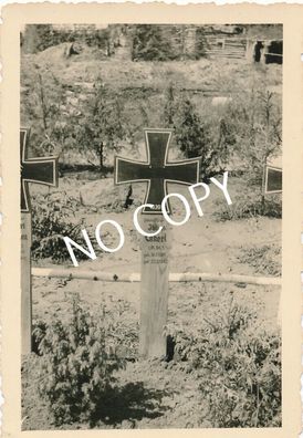Foto WK II Soldatengrab Unteroffizier Julius Ekkert J1.26