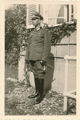 Foto WK2 Portrait Soldat Uniform Wehrmacht B 1.11