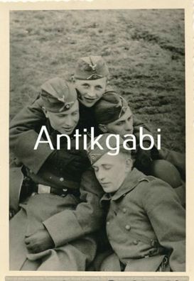 Foto WK2 Kameraden Infanterie Nachrichten Ersatz Komp.231 Coburg 1940/41 B1.20