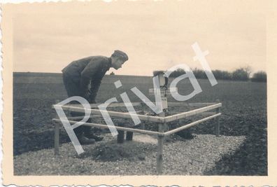 Foto WK II Wehrmacht Soldat Grab Friedhof L1.25