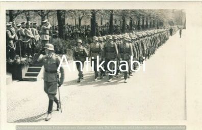 Foto PK WK2 Soldaten General Wehrmacht Gruppenbild Stahlhelme B 1.5