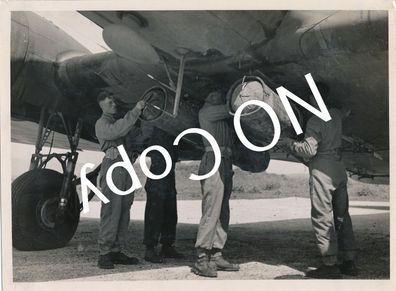 Foto WK2 - Afrika Allierte Paratroops on an Operation airplane XL1