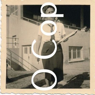 Foto 3 Reich - porträt junge Frau in Uniform X45