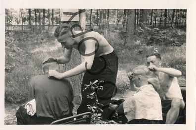Foto WK2 Polen Polska Wehrmacht Feld Friseur fryzjer polowy X4