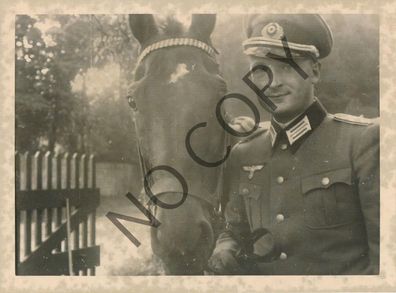 Foto WK2 - Leutnant Fuhr Porträt Uniform mit seinem Pferd X70