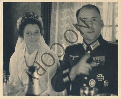 Foto WK2 - Leutnant Fuhr Hochzeitsfoto Orden X70