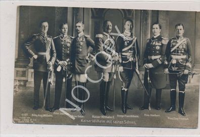 Foto PK Kaisereich -Kaiser Wilhelm mit seinen Söhnen X86
