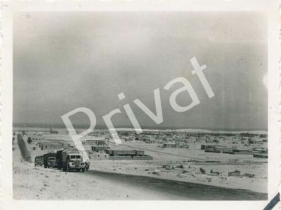 Foto WK II Wehrmacht LKW Konvoi Vormarsch Wüste Libyen ????? F1.39