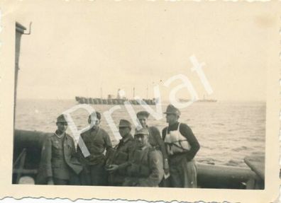 Foto WK II Wehrmacht Soldaten an Bord Schiffe F1.39