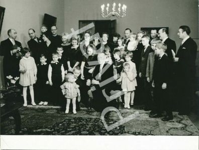 Foto Heinz Kluth Dr. h.c. Konrad Adenauer mit Familie Geburtstag 5.1.1937 F1.56