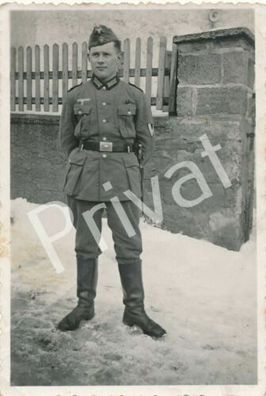 Foto WKII Panzerjäger-Abt. 525 Portrait eines Soldaten Heimatbesuch F1.30