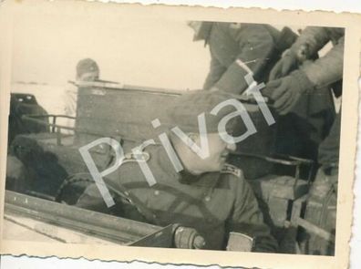 Foto WKII Panzerjäger-Abteilung 525 PKW Vormarsch Ost Russland ?????? F1.30