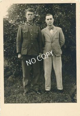 Foto WK II Soldat mit Bruder E1.46