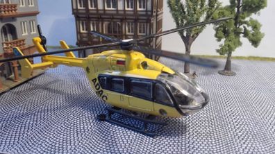 Spur H0 | Hubschrauber 1:87 motorisiert | Helicopter mit Unterflurantrieb