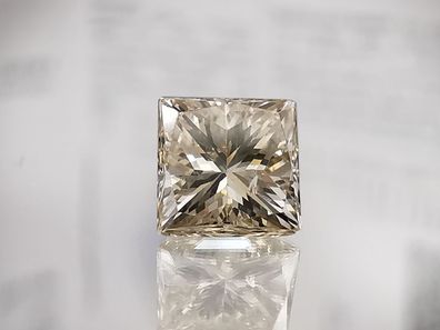 Echter natürlicher Diamant Brillant 0.64 Ct mit IGL Zertifikat VS top light Braun