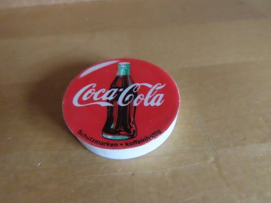 Radiergummi rund Coca-Cola Flasche abgebildet