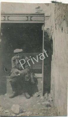 Foto WK I Soldat Laurer Latrine Römerlager Fort du Camp des Romains France H1.58