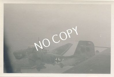 Foto WK II Wehrmacht Flugzeug Staffel zurück von Barley Frankreich France H1.74