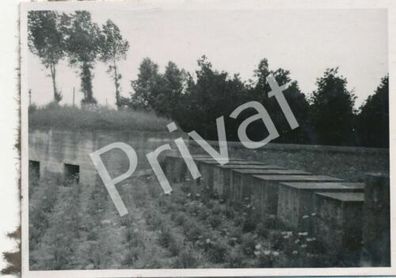Foto WK II Bunker Kriegsstätte Langemark Belgien Belgique H1.08