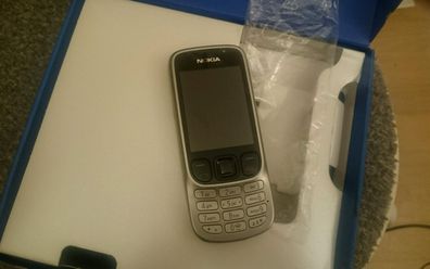 Nokia 6303i - Silber (Ohne Simlock) 100% Original! gut erhalten!!