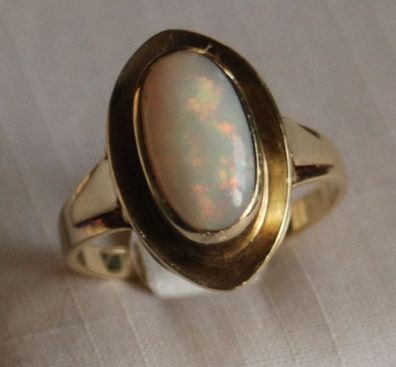 Opal Edelopal Solitär Schiffchen Ring 585 Gold