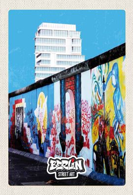 Blechschild 20x30 cm - Berlin Hochhaus Graffiti Kunst Straße