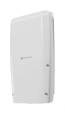 MikroTik Cloud Router Switch CRS305-1G-4S + OUT, FiberBox Plus, 4x SFP + , 1x Gigabit