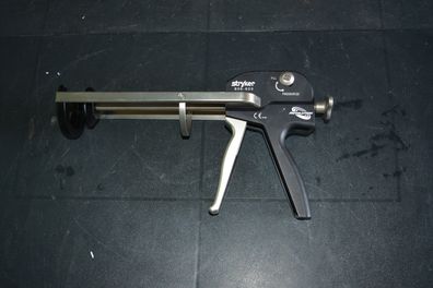 Stryker Revolution Zement Gun 606-600 (33)