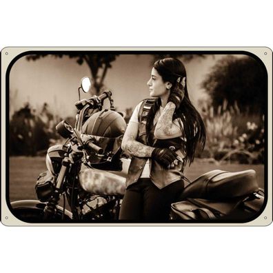 Blechschild 18x12 cm - Motorrad Bike Girl Frau biker Pinup
