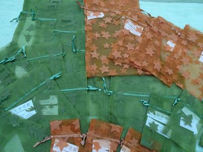 25 Organza Geschenktaschen grün orange Sterne Tannenbäume Zugband