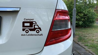 Camper aus Leidenschaft Motiv Autoaufkleber Schwarz , Weiss , Rot ,12x10cm Randlos