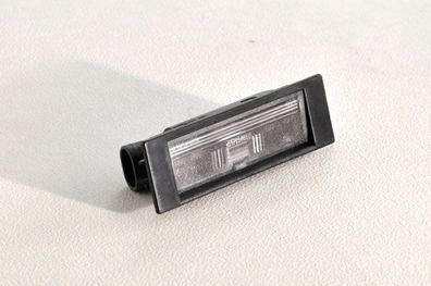 Kennzeichen Leuchte Nummernschild passend für Alfa Romeo 1x 147 937 01-04 L/ R
