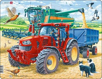 Bauernhof und Traktor