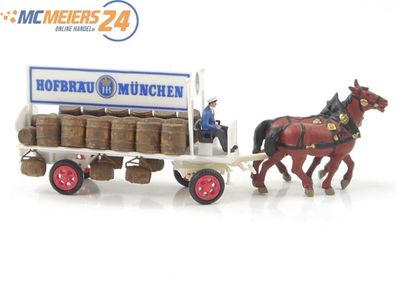 Preiser H0 30467 Figuren-Set Fertigmodell Brauereiwagen "Hofbräu München" E73