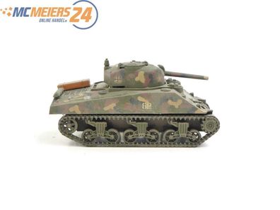 E425 Roco minitanks H0 202 Militärfahrzeug Militär Panzer Sherman M4 1:87