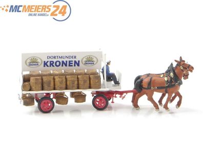 Preiser H0 30471 Figuren-Set Fertigmodell Brauereiwagen "Dortmunder Kronen" E73