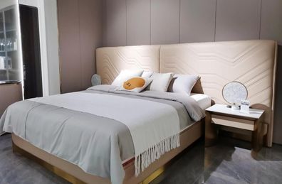 Elegantes DoppElegantes Doppelbett luxuriöses Schlafzimmerbett stilvolles Bett