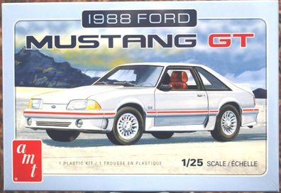 1988 Ford Mustang GT 1:25 AMT 1216