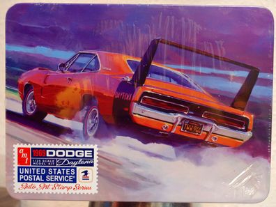 AMT 1232 1969 Dodge Daytona 1:25 Collector Tin