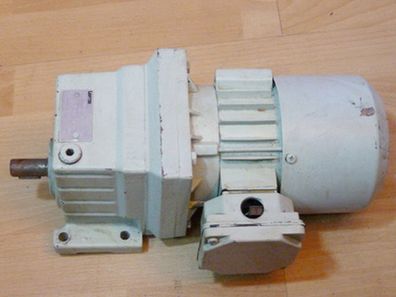 Lenze GST04-1MVBR063-12 005 F