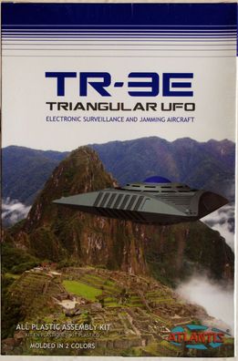 Triangular UFO TR 3E Flying Saucers Fliegende Untertasse, Atlantis 1011