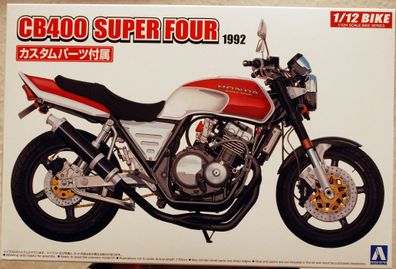 Aoshima 055144 1992 Honda CB 400 Super Four Custom 1:12 Motorrad Bike