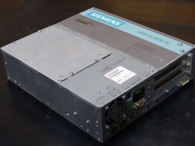 Siemens 6BK1000-0AE30-0AA0 Box PC 627-KSP EA X-MC SN: VPV8000077 ohne Festplatte