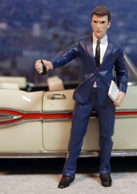 76407 American Diorama The Dealership Male Salesperson 1:24 neu 2022