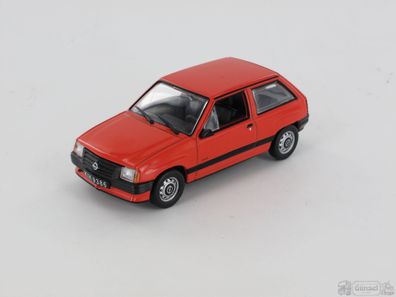 IXO 431129 (Blister) Opel Corsa, rot Maßstab 1:43