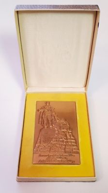 DDR Plakette Ehrenmal auf den Seelower Höhen für die Helden .... im Etui